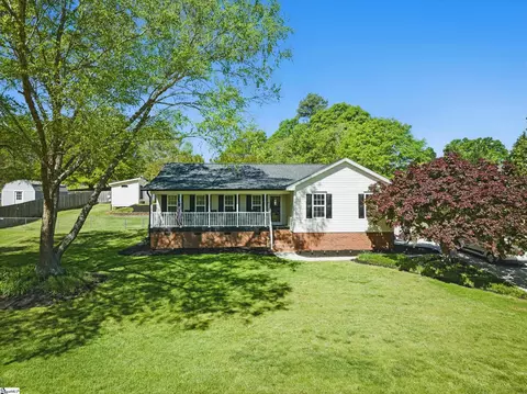210 Emory Dr, Easley, SC 29640