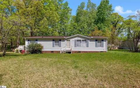 3107 State Park Rd, Greenville, SC 29609