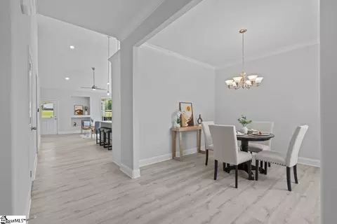 497 Chapel Rd, Greer, SC 29651 photo 4