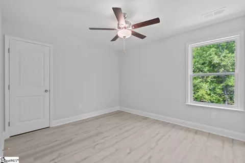 497 Chapel Rd, Greer, SC 29651 photo 17