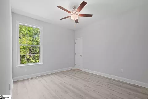 497 Chapel Rd, Greer, SC 29651 photo 16