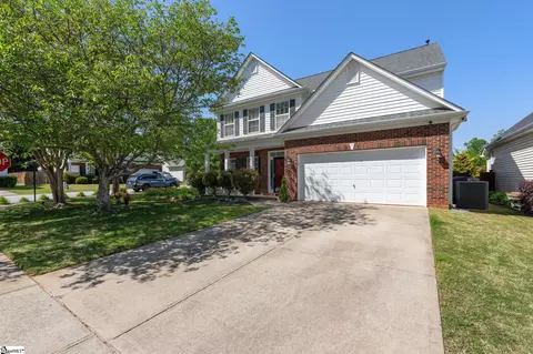 20 Paranor Dr, Simpsonville, SC 29681