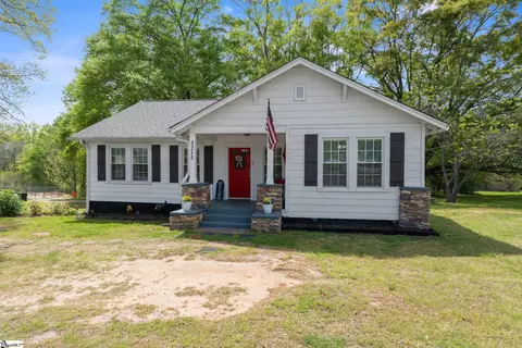 3215 Geer Hwy, Marietta, SC 29661