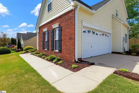 Exterior - 2 Cotter Ln, Greer, SC 29650 photo 4 of 9
