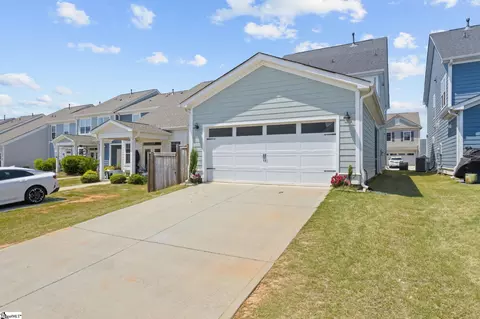Exterior - 205 Novelty Dr, Greer, SC 29651 photo 5 of 7