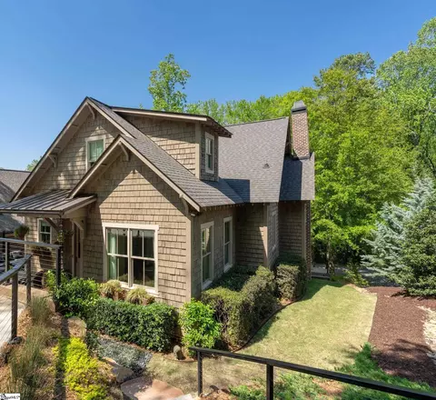 7 Hindman Dr, Greenville, SC 29609
