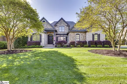 14 Cobbler Ln, Simpsonville, SC 29681