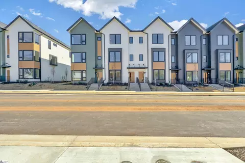 17 Conwell St, Greenville, SC 29601