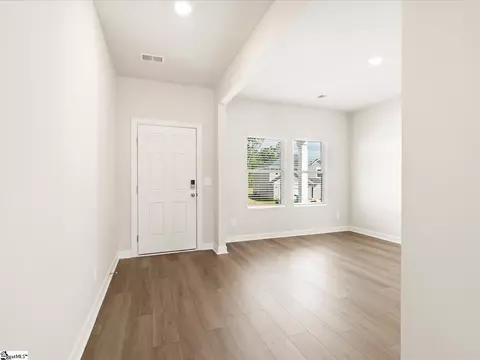 226 Maxwell Dr, Easley, SC 29642 photo 2
