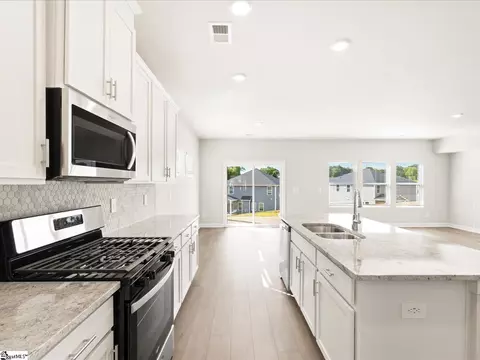 226 Maxwell Dr, Easley, SC 29642 photo 10