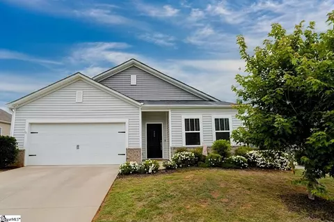 125 Jones Peak Dr, Simpsonville, SC 29681