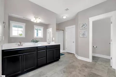 Bath - 200 Noble St, Greer, SC 29651 photo 1 of 1
