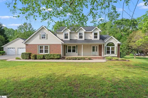 203 Wren Crossing Ln, Easley, SC 29642