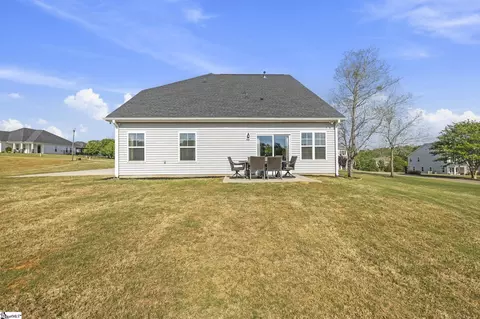 Exterior - 110 Nevell Dr, Easley, SC 29642 photo 7 of 16
