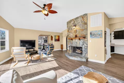 336 Harbor Crest Dr, Waterloo, SC 29384 photo 10