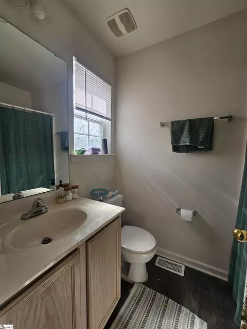 116 Campus Dr, Central, SC 29630 photo 8