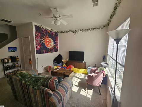 116 Campus Dr, Central, SC 29630 photo 3