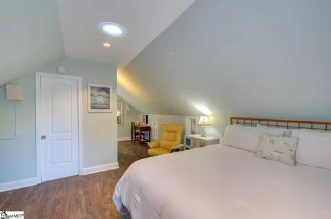 209 Pine St, Greer, SC 29650 photo 40
