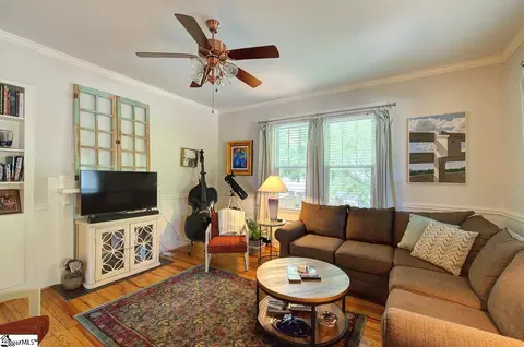 209 Pine St, Greer, SC 29650 photo 10