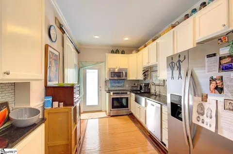 209 Pine St, Greer, SC 29650 photo 24