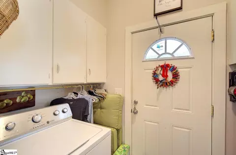 209 Pine St, Greer, SC 29650 photo 28