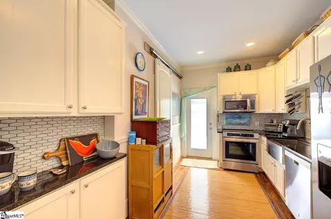 209 Pine St, Greer, SC 29650 photo 23
