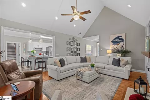 102 Red Maple Cir, Easley, SC 29642 photo 5