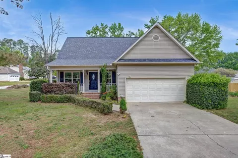104 Rocky Chase Dr, Greenville, SC 29615