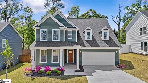 685 Sunwater Dr, Duncan, SC 29334