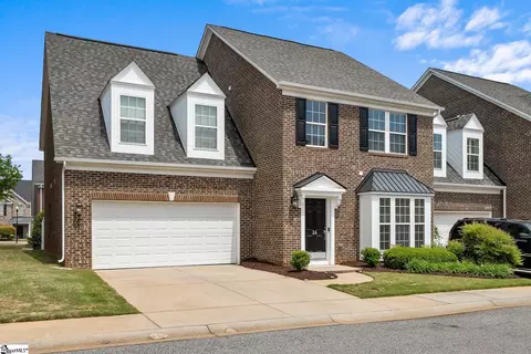 24 Dillworth Ct, Simpsonville, SC 29681
