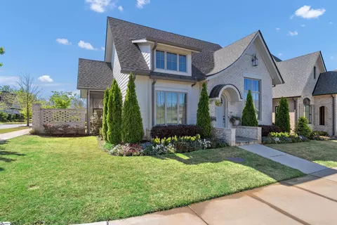 138 Jessen Dr, Greenville, SC 29607