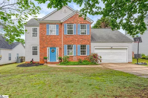 303 Park Grove Dr, Mauldin, SC 29662