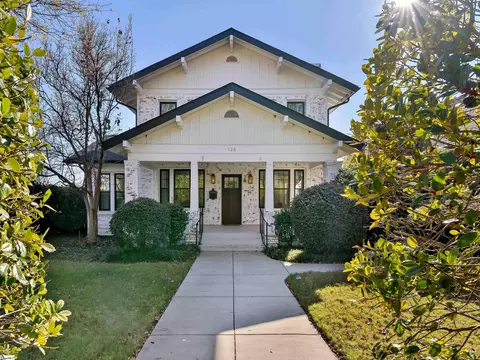 126 James St, Greenville, SC 29609