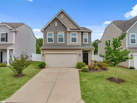 584 Pollyanna Dr, Greenville, SC 29605