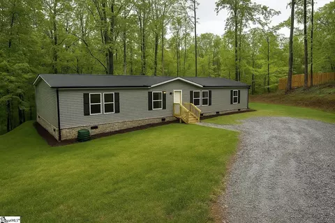 370 W Caroline St, Greenville, SC 29611