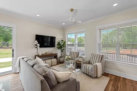 100 Benjamin Blvd, Pendleton, SC 29670 photo 6