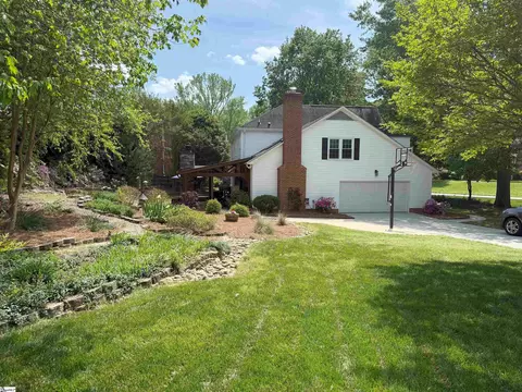 101 Comstock Ct, Greer, SC 29650 photo 3