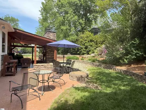 101 Comstock Ct, Greer, SC 29650 photo 6