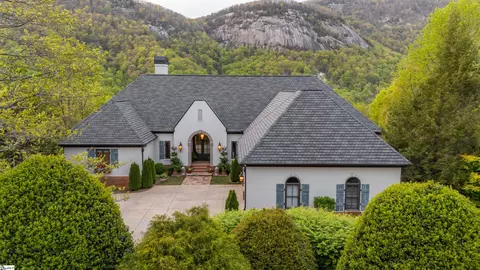 281 Foggy Cut Ln, Landrum, SC 29356