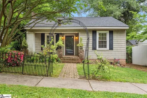 811 N Main St, Greenville, SC 29609