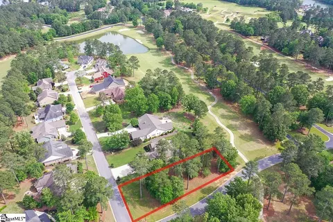 102 Stagecoach Ct, Ninety Six, SC 29666