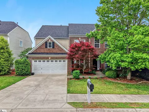 18 Buckhannon Rd, Greenville, SC 29607