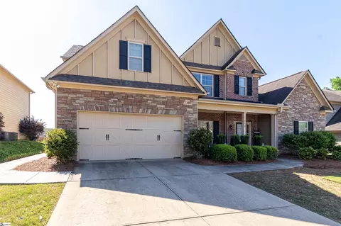 212 Raven Falls Ln, Simpsonville, SC 29681
