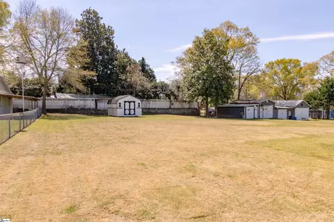 Exterior - 111 Central Ave, Honea Path, SC 29654 photo 8 of 8
