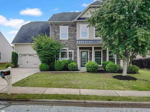 232 Raven Falls Ln, Simpsonville, SC 29681