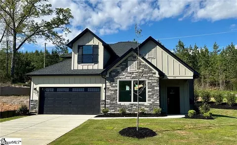 106 Shale Dr, Central, SC 29630