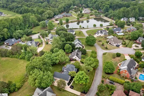 215 Holborne Dr, Easley, SC 29642 photo 35