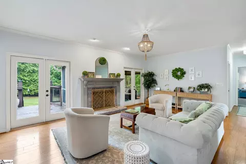 215 Holborne Dr, Easley, SC 29642 photo 8