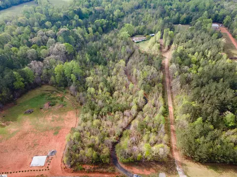 250 Ridgeway Rd, Woodruff, SC 29388