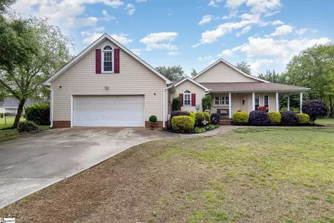 Exterior - 108 Lockaby Rd, Pelzer, SC 29669 photo 4 of 13